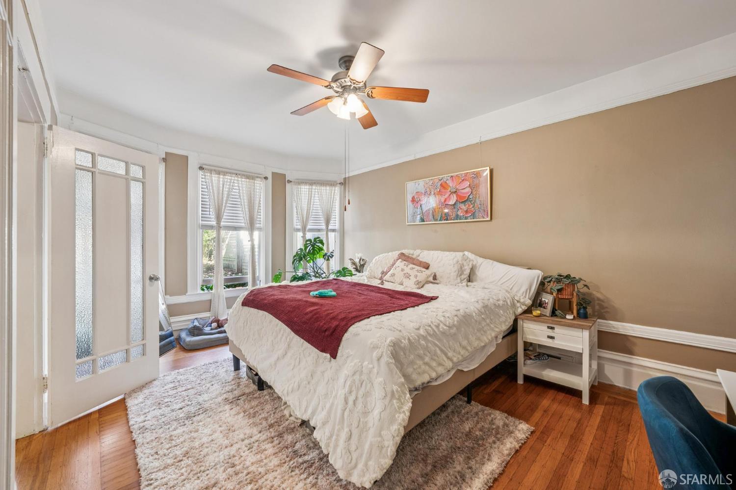 2870 Sacramento Street