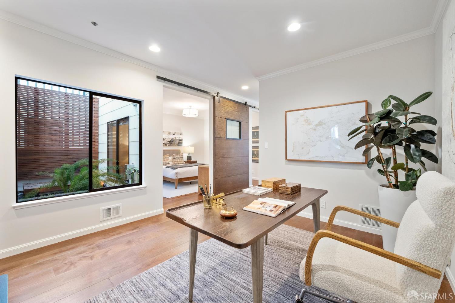 2639 Greenwich Street