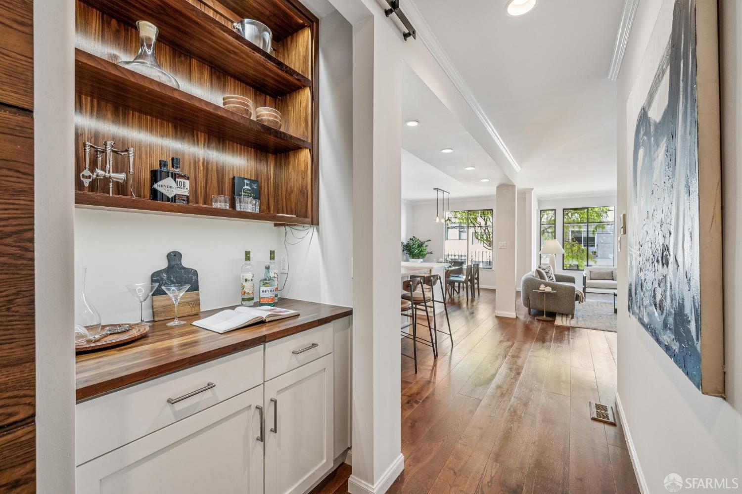 2639 Greenwich Street