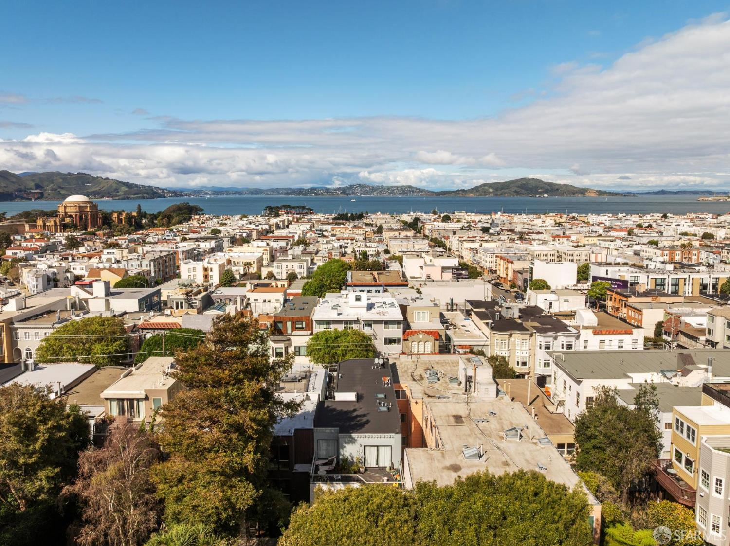 2639 Greenwich Street