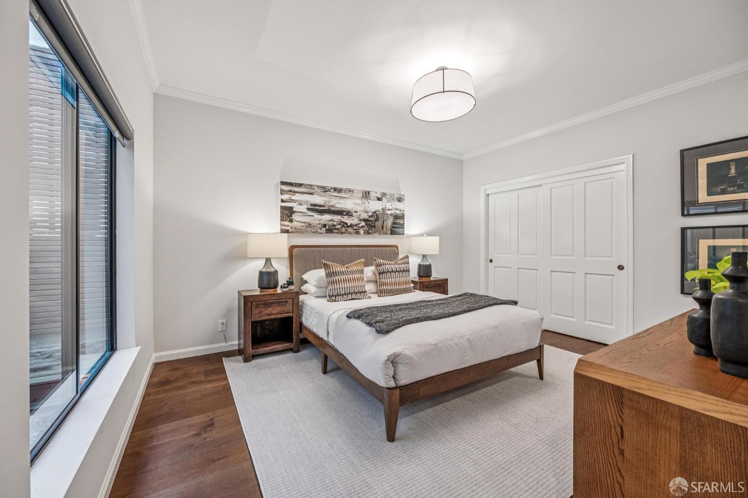 2639 Greenwich Street