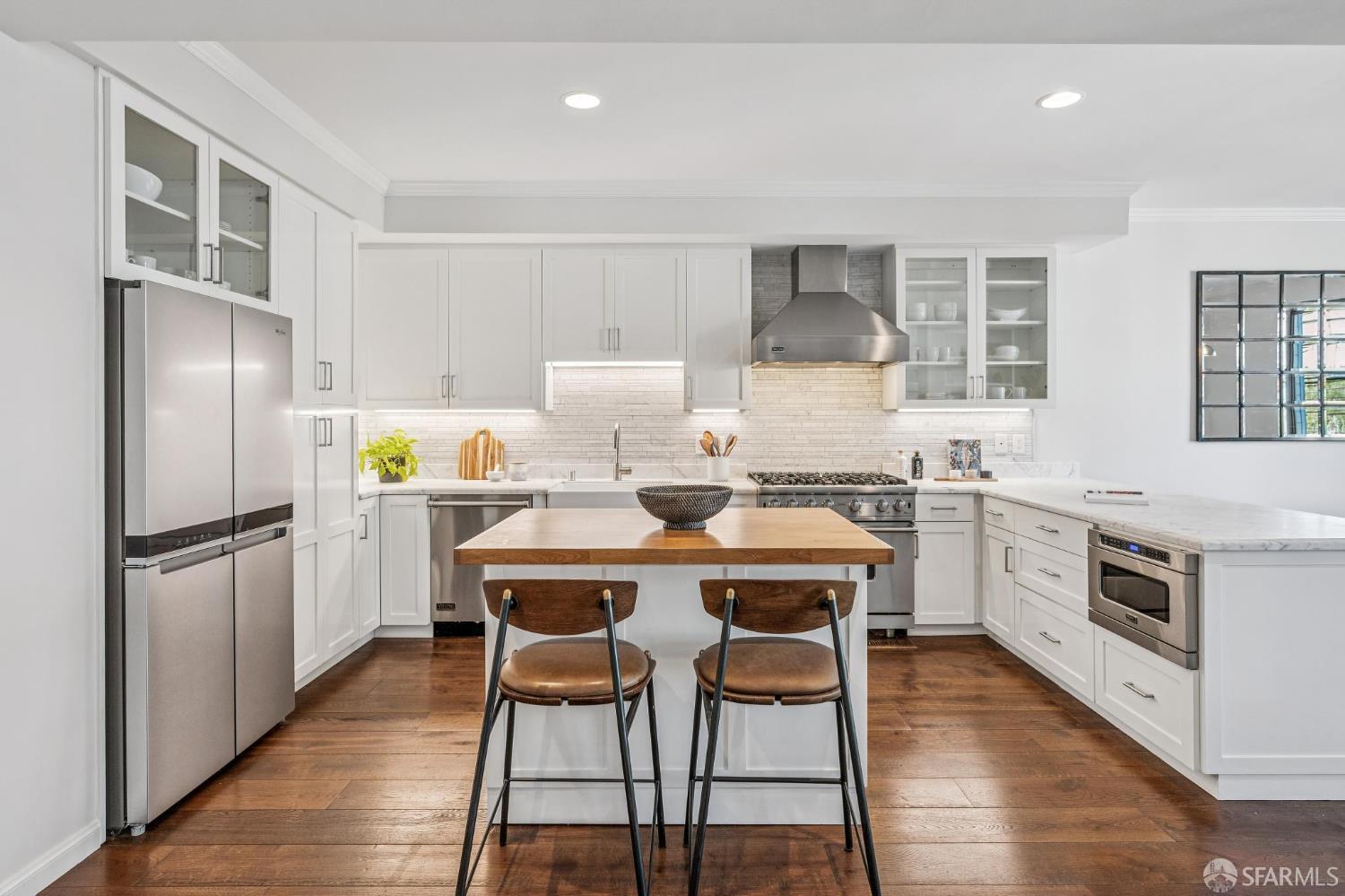 2639 Greenwich Street