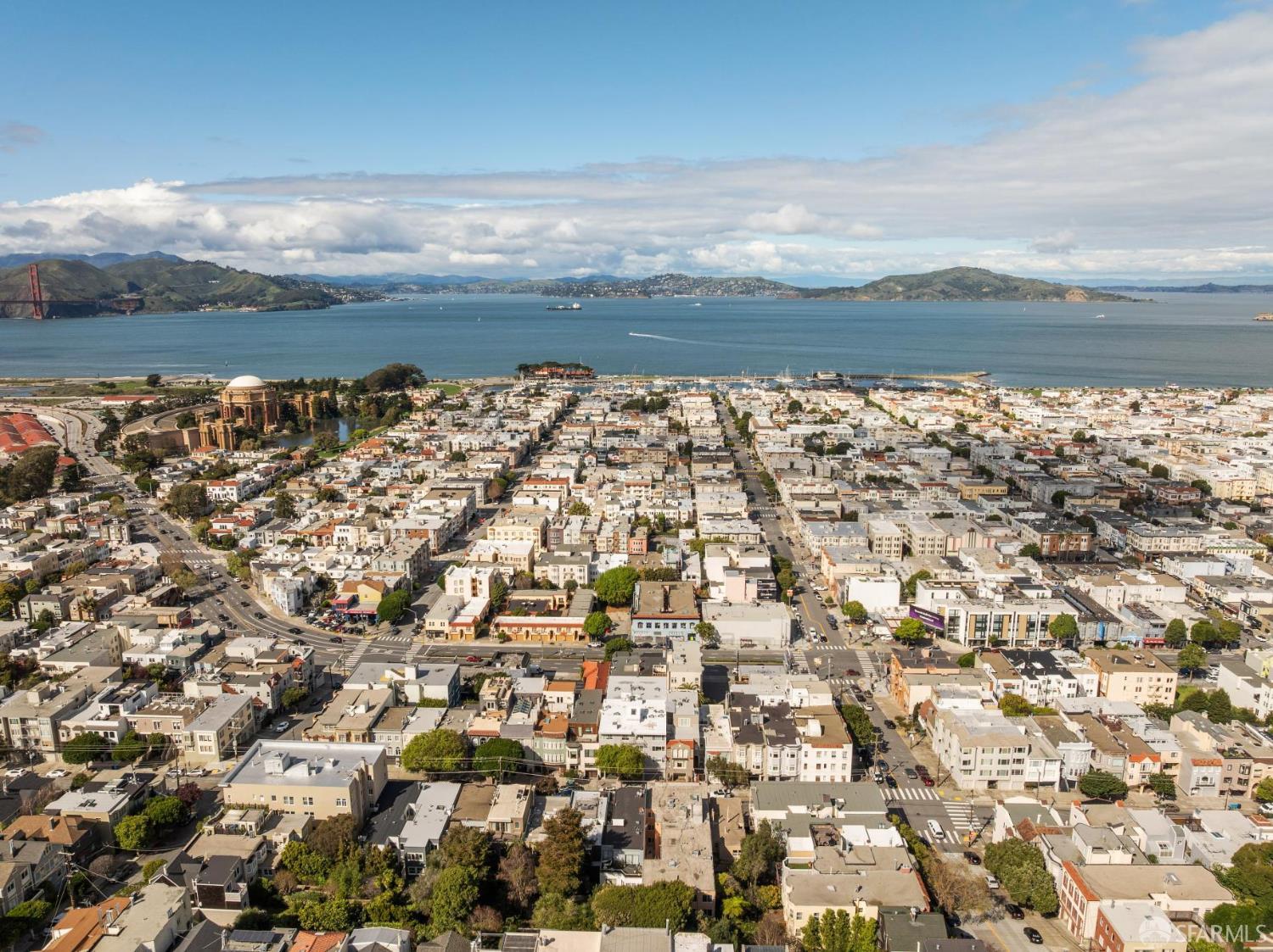 2639 Greenwich Street