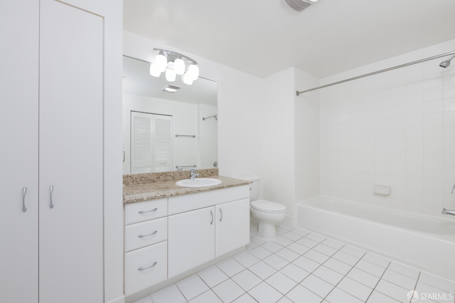 250 King Street # 544