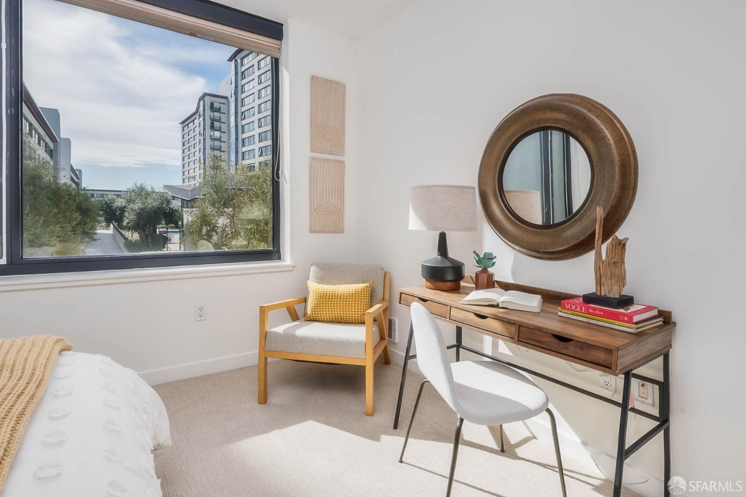 250 King Street # 544