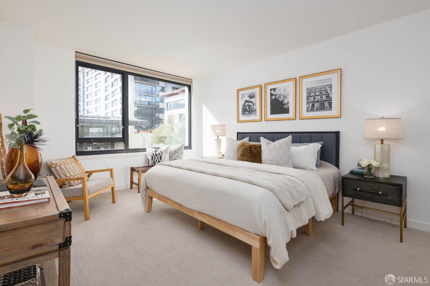 250 King Street # 544