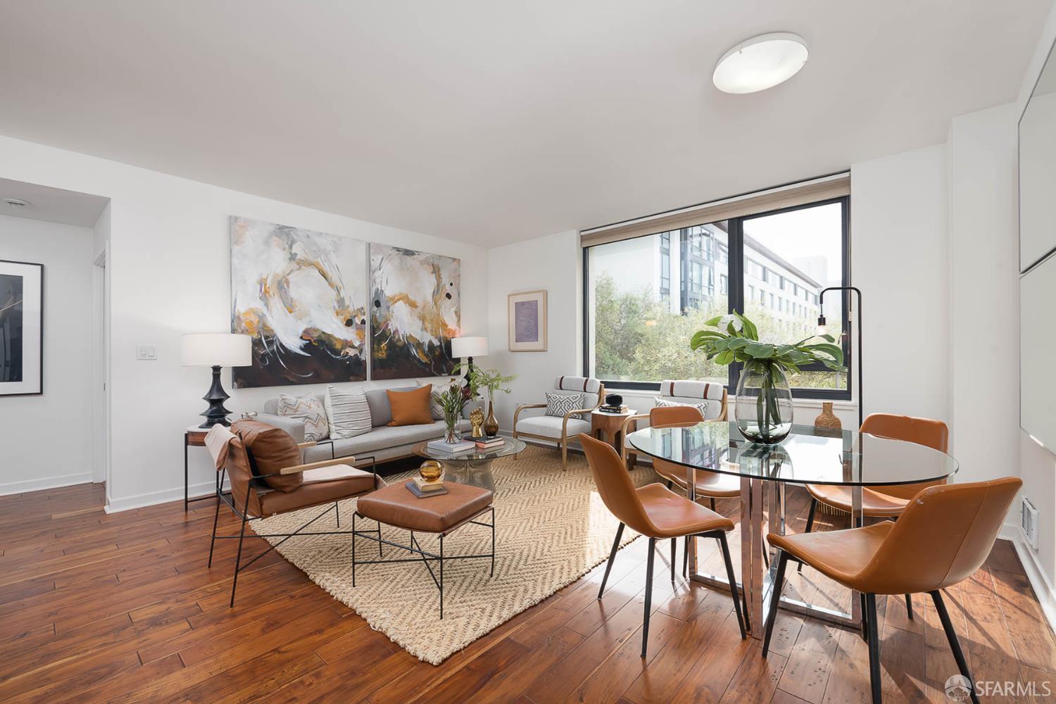 250 King Street # 544