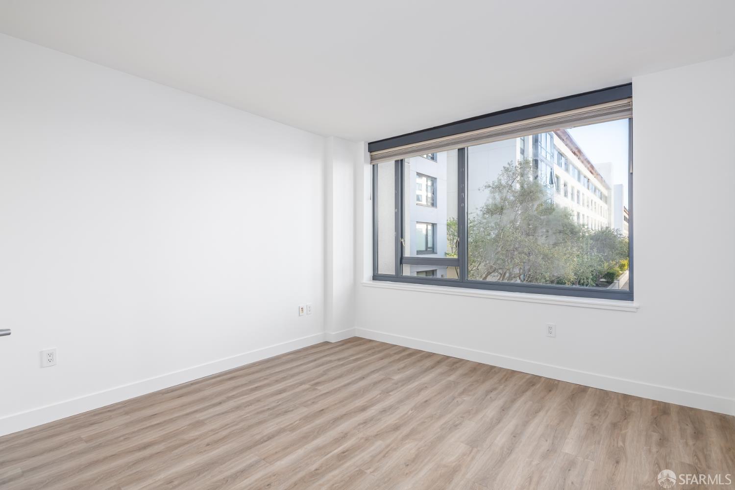 250 King Street # 544