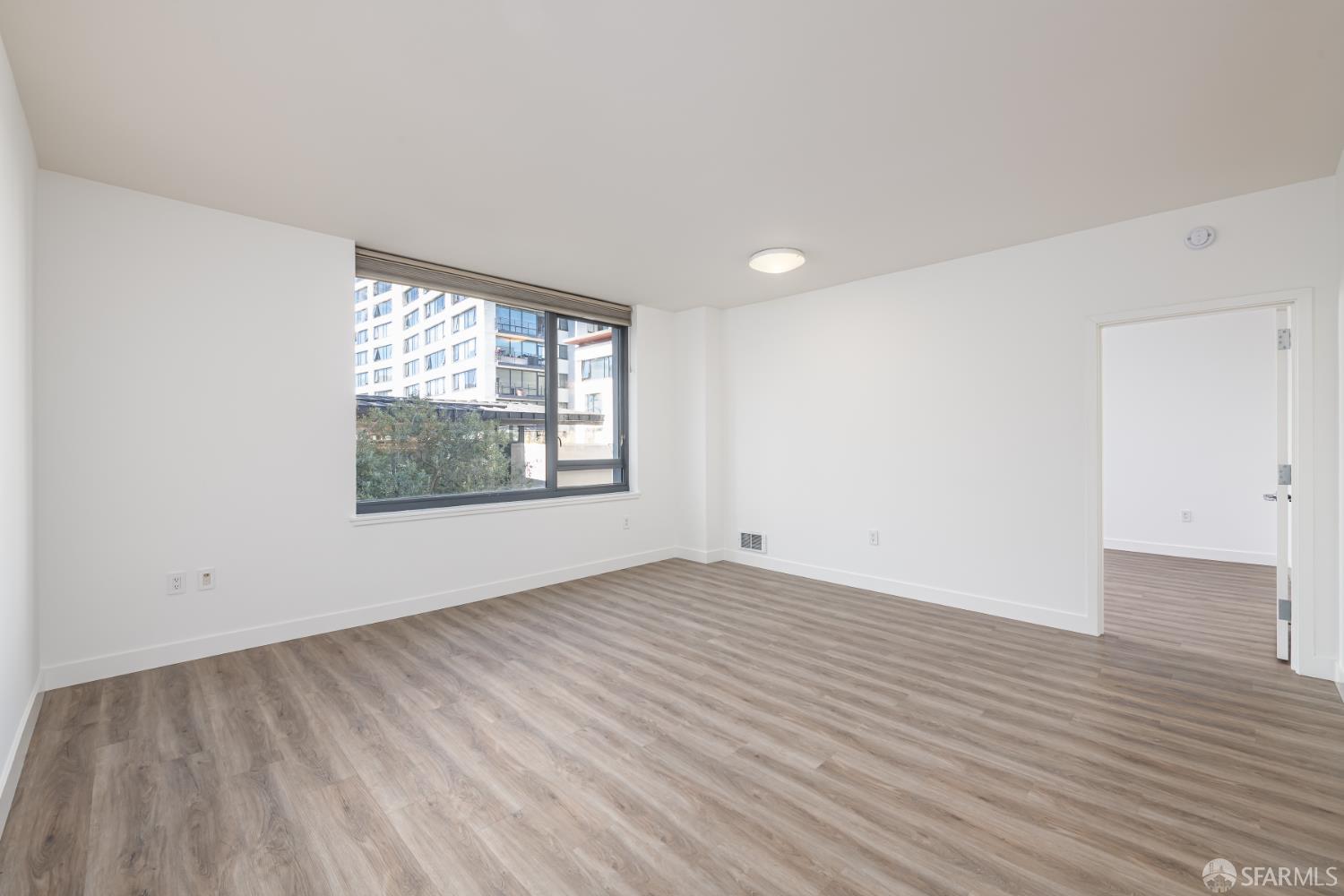 250 King Street # 544