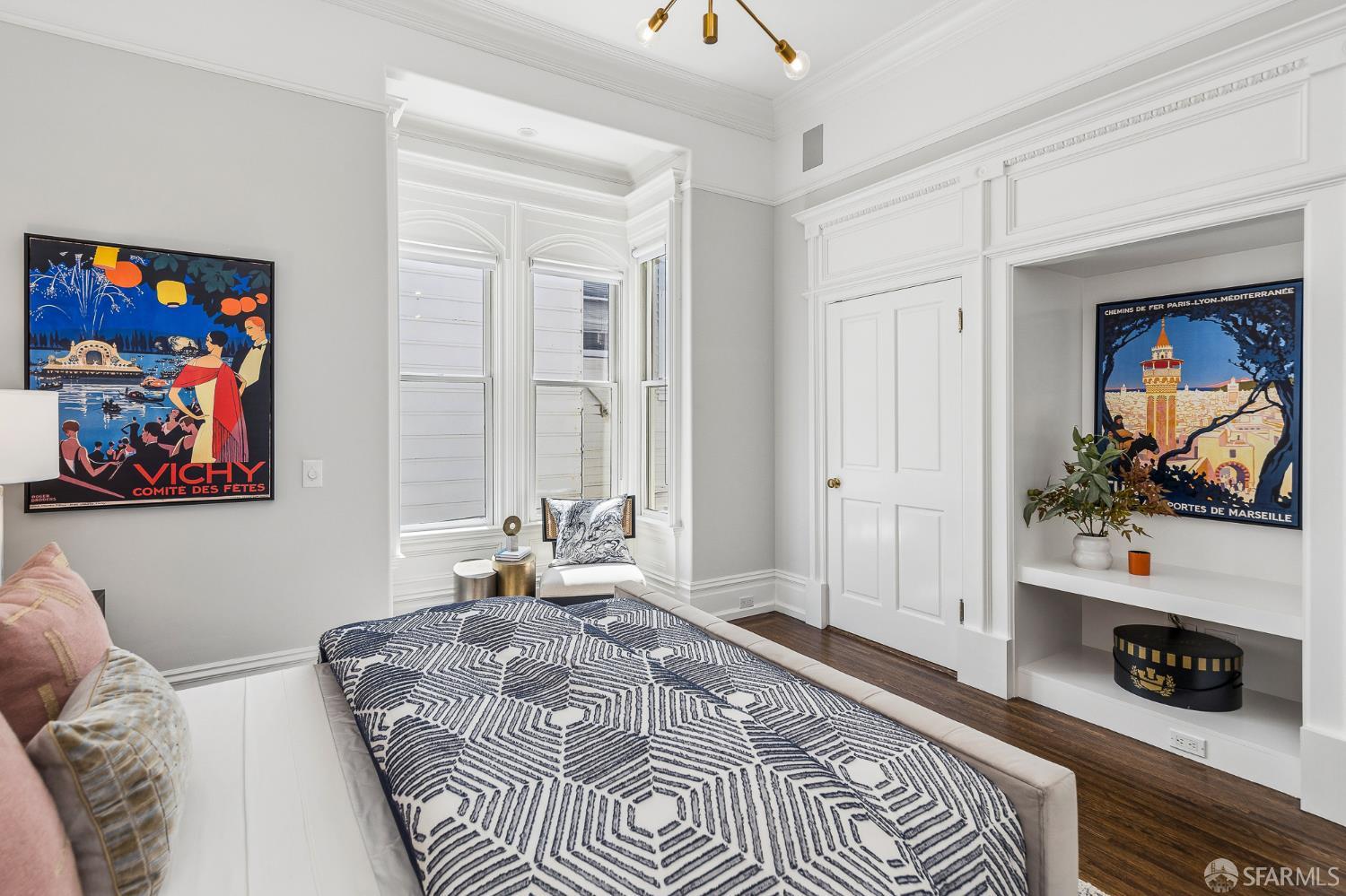 249 Fair Oaks Street