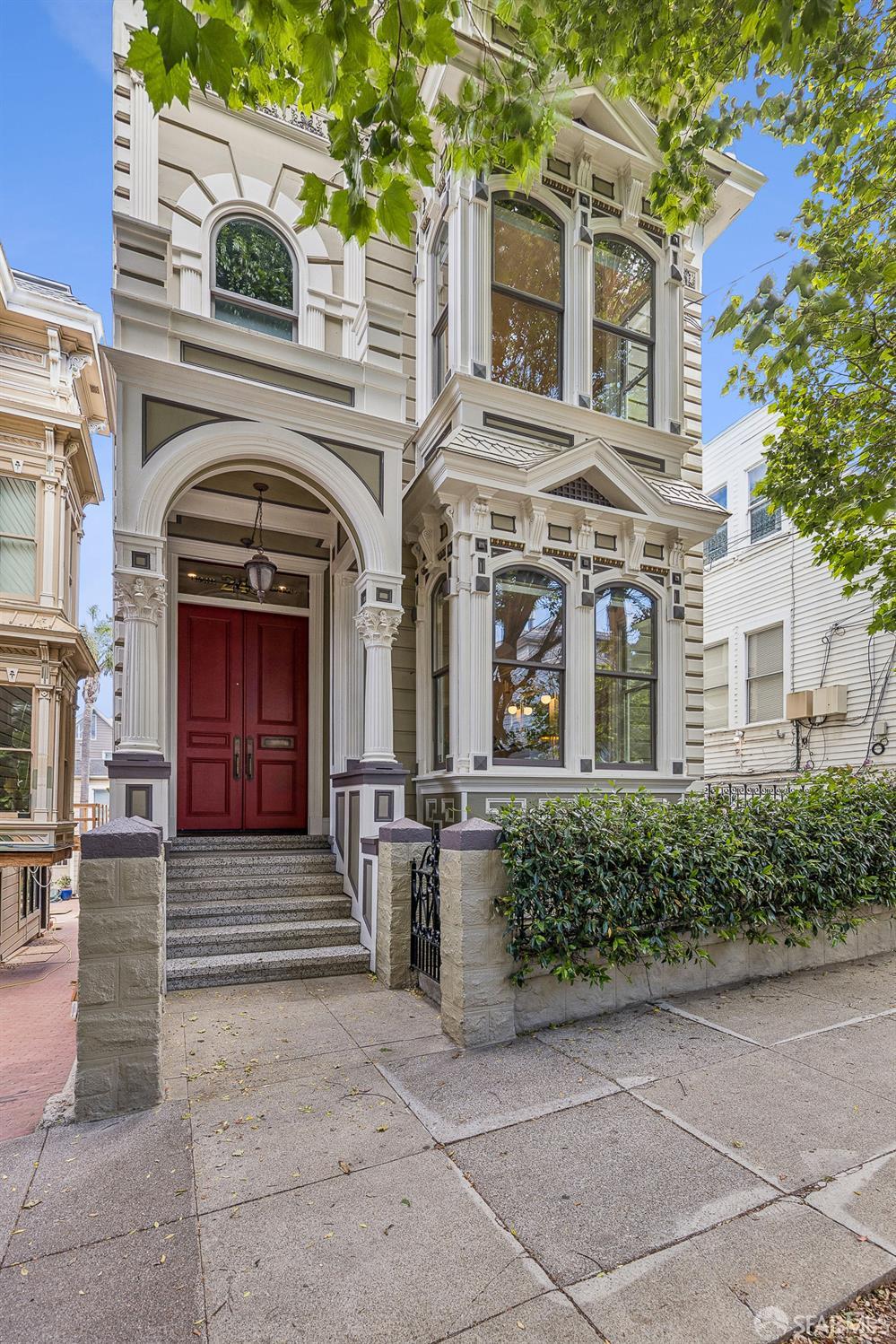 249 Fair Oaks Street