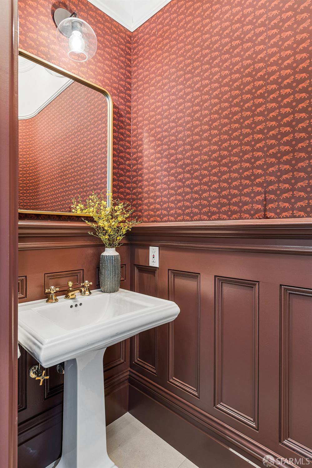 249 Fair Oaks Street