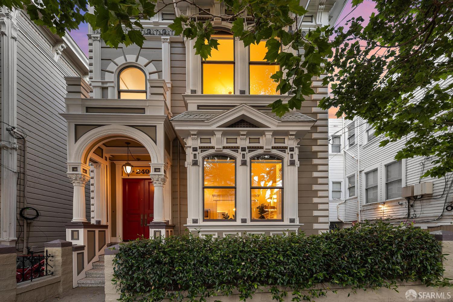 249 Fair Oaks Street