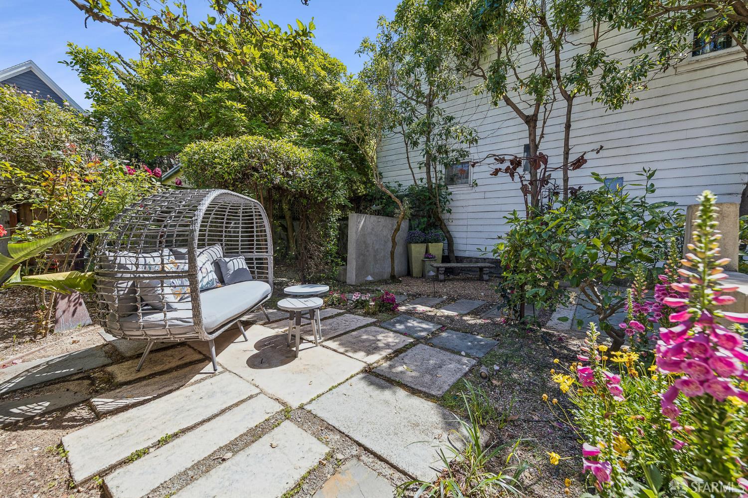 249 Fair Oaks Street