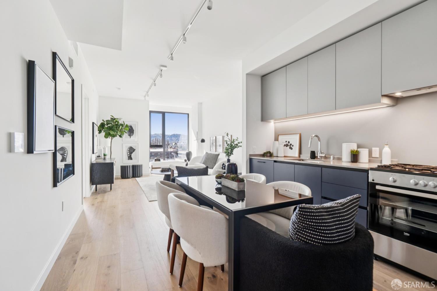 988 Harrison Street Unit: WD5