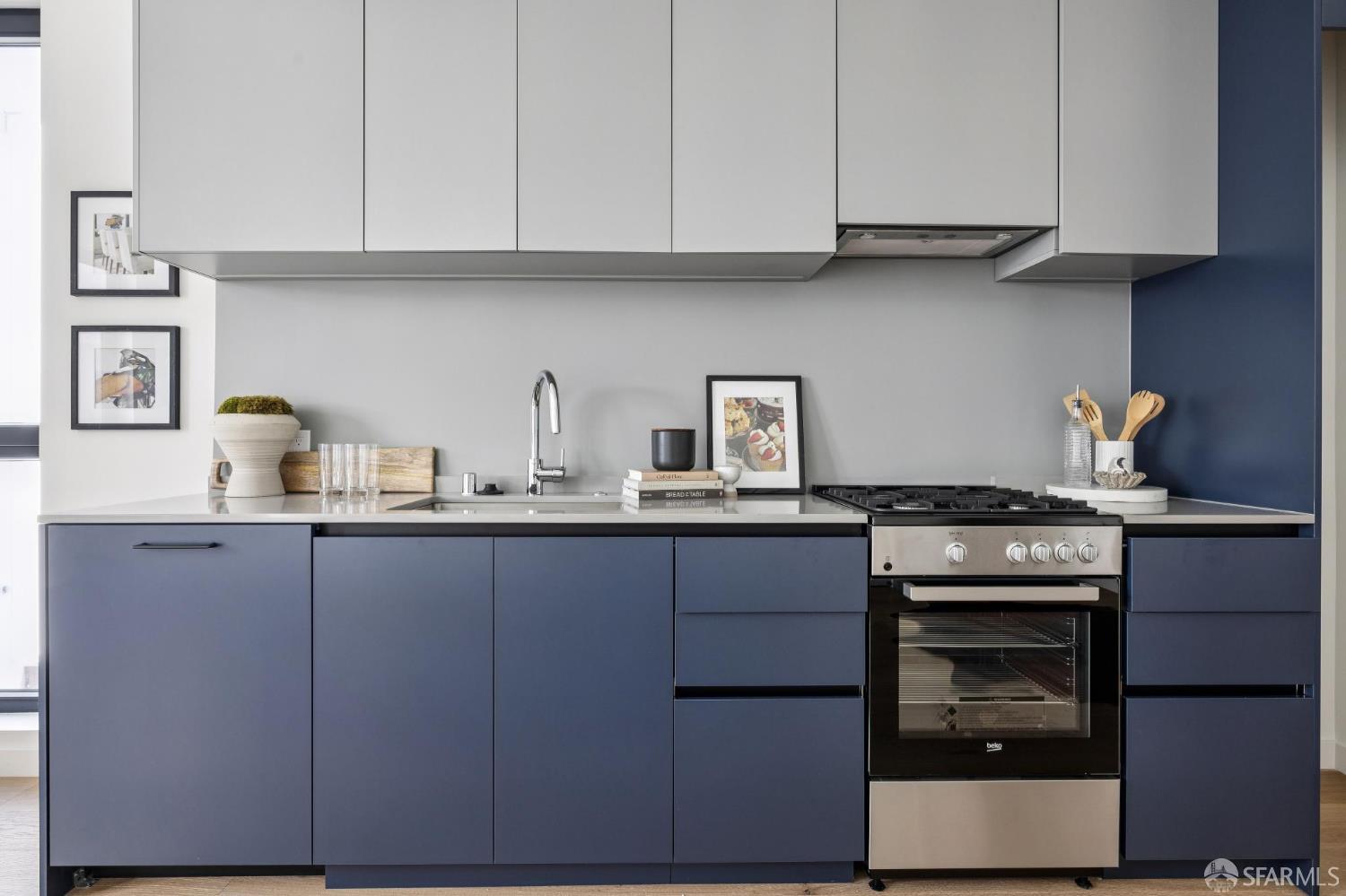 988 Harrison Street Unit: CL3