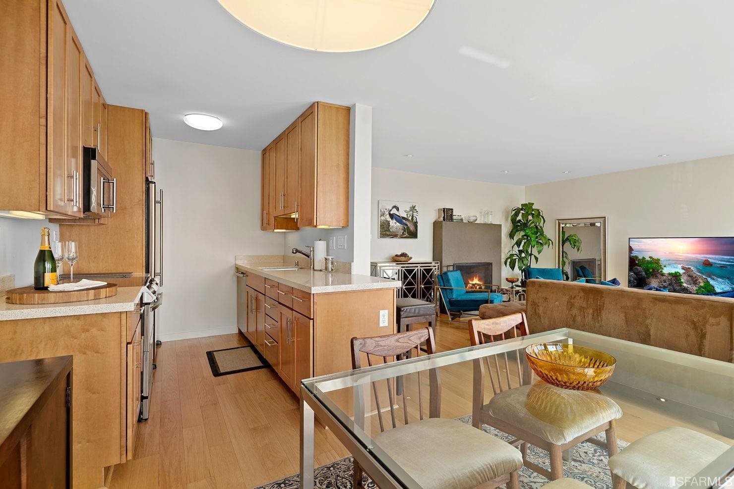 470 Collingwood Street # 2