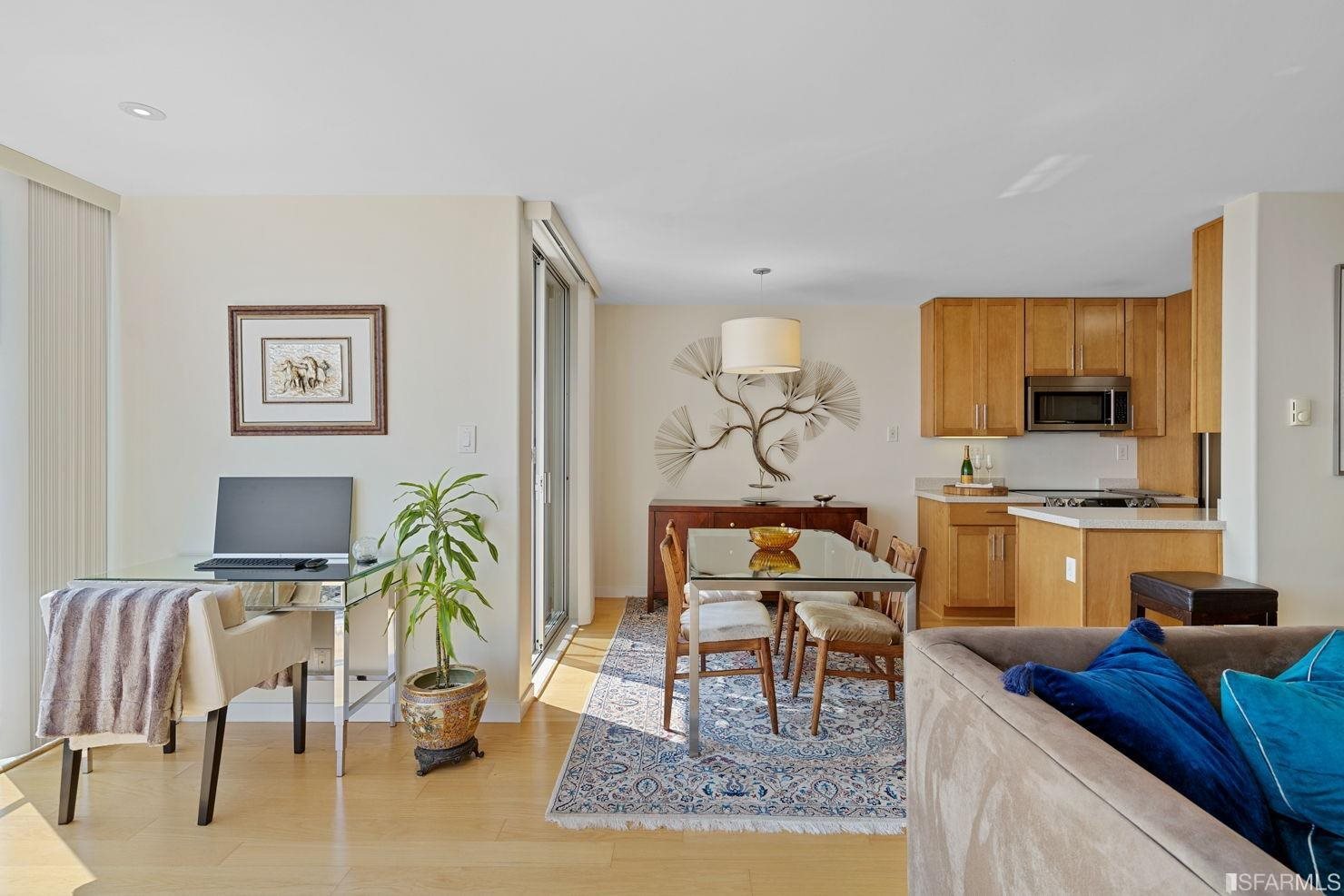 470 Collingwood Street # 2