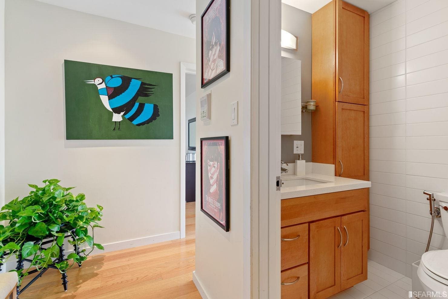 470 Collingwood Street # 2