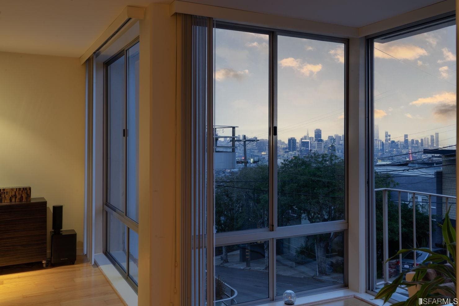 470 Collingwood Street # 2