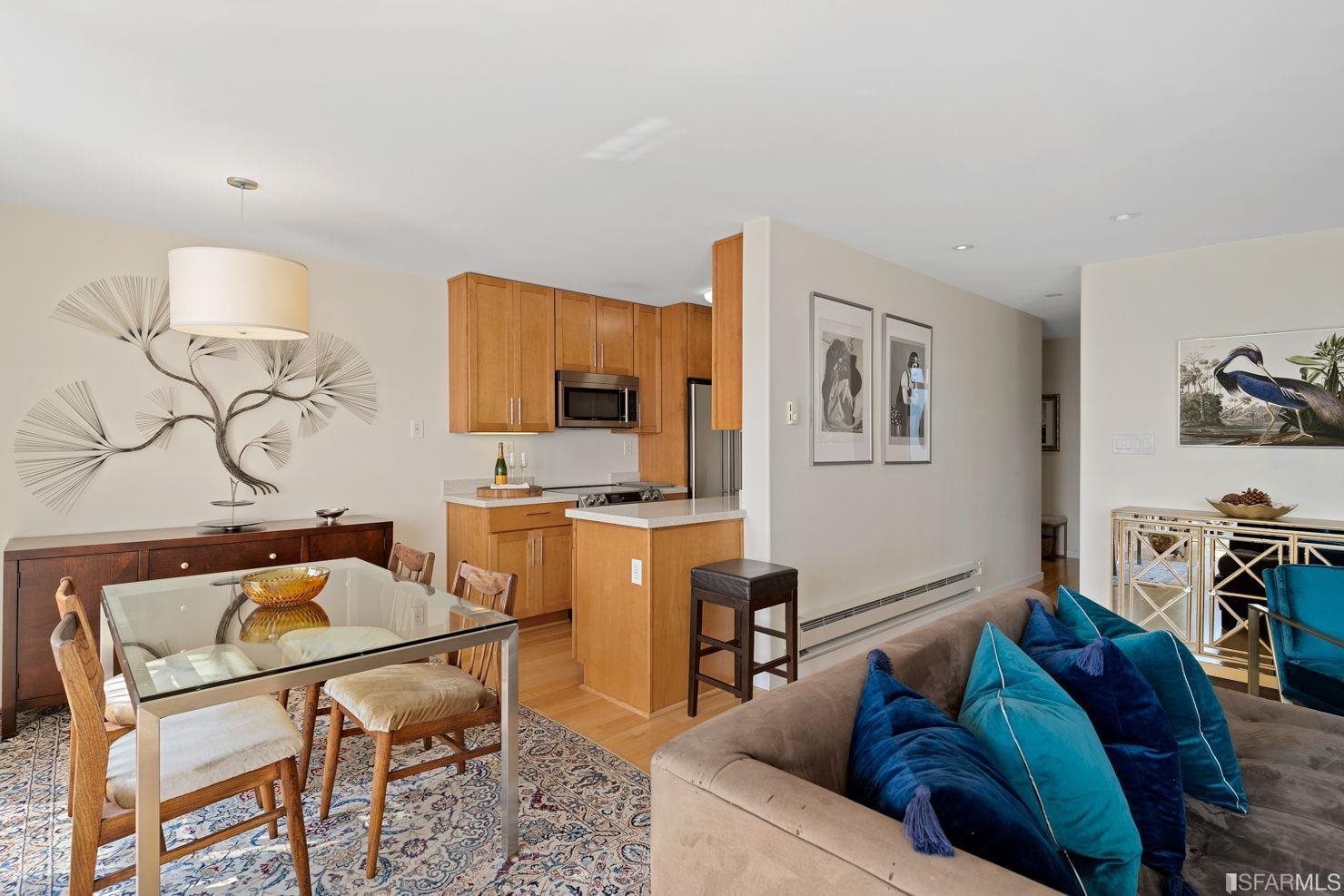 470 Collingwood Street # 2