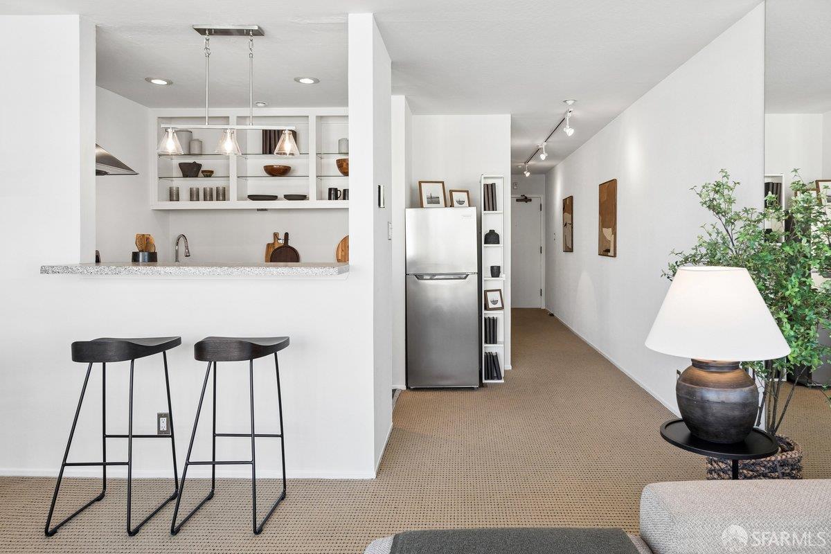 455 Vallejo Street # 205