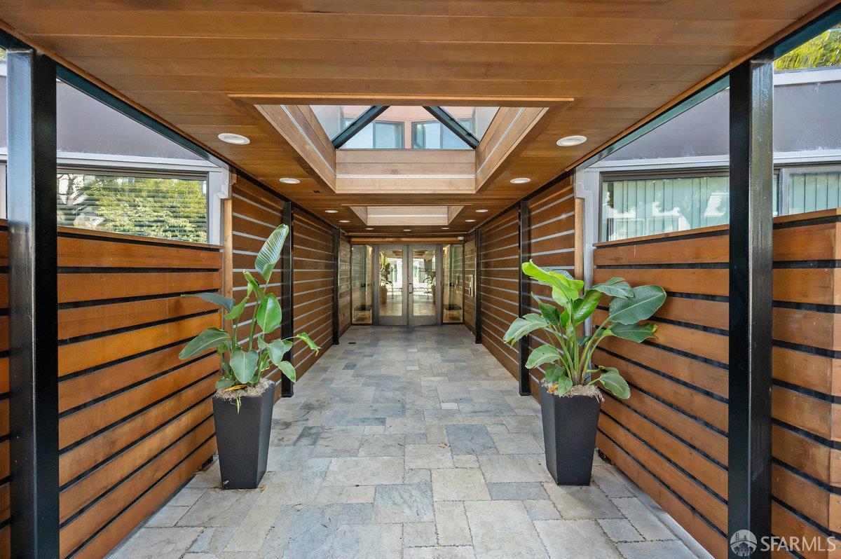 455 Vallejo Street # 205