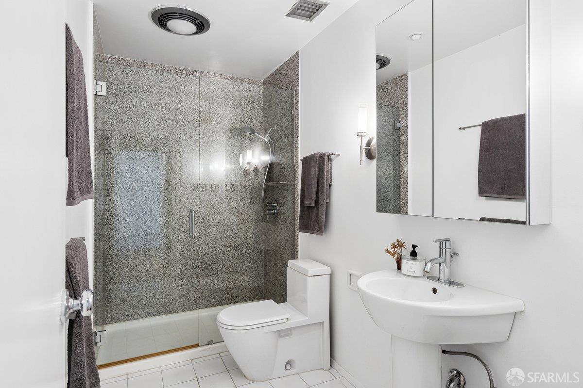 455 Vallejo Street # 205