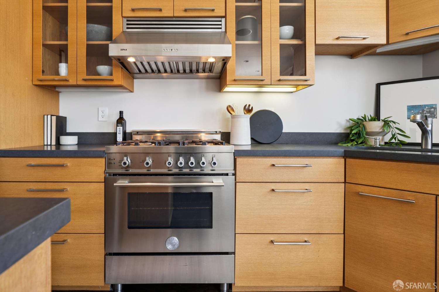 1230 Mason Street # 5