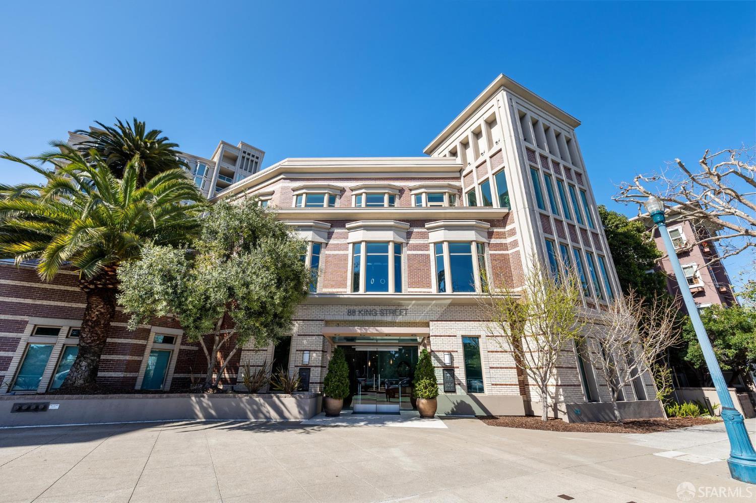 88 King Street # 1205