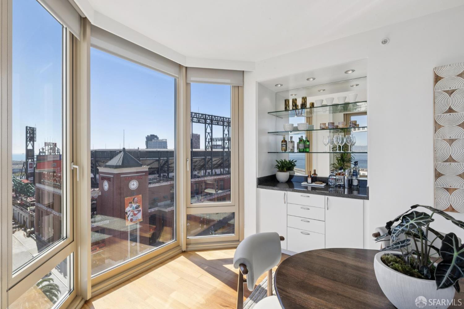 88 King Street # 1205