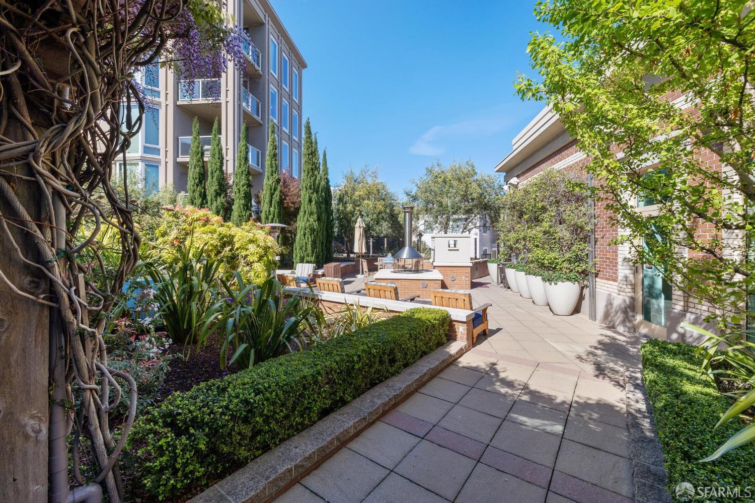 88 King Street # 1205