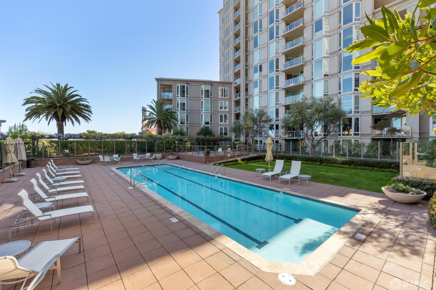 88 King Street # 1205