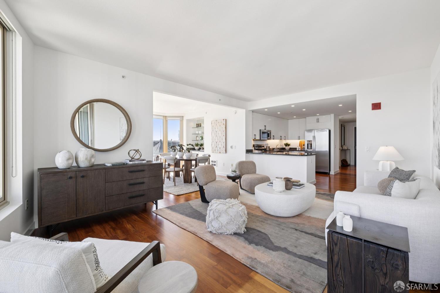 88 King Street # 1205