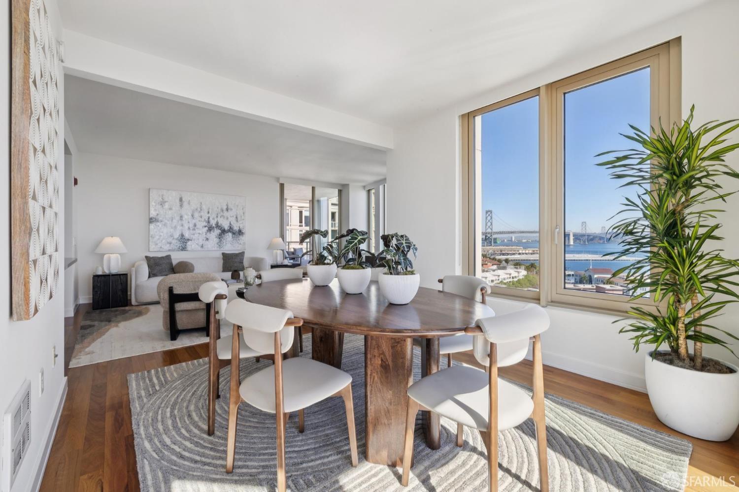 88 King Street # 1205