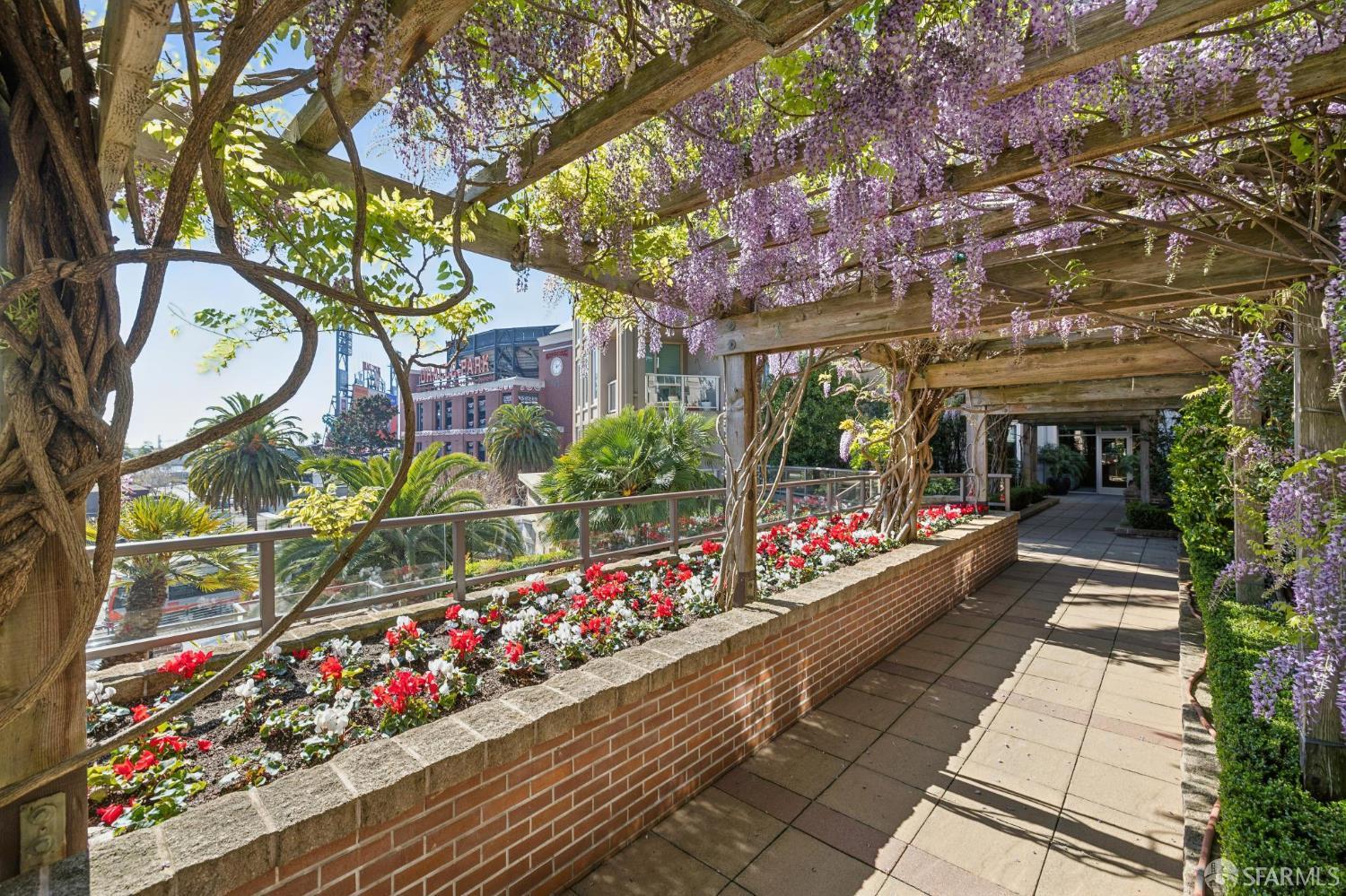 88 King Street # 1205