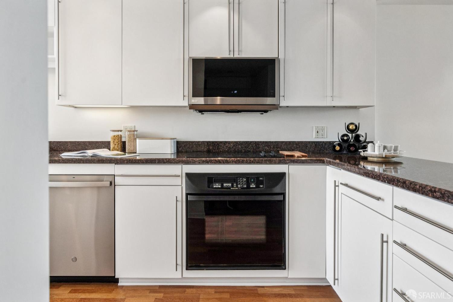 1000 North Point Street # 902