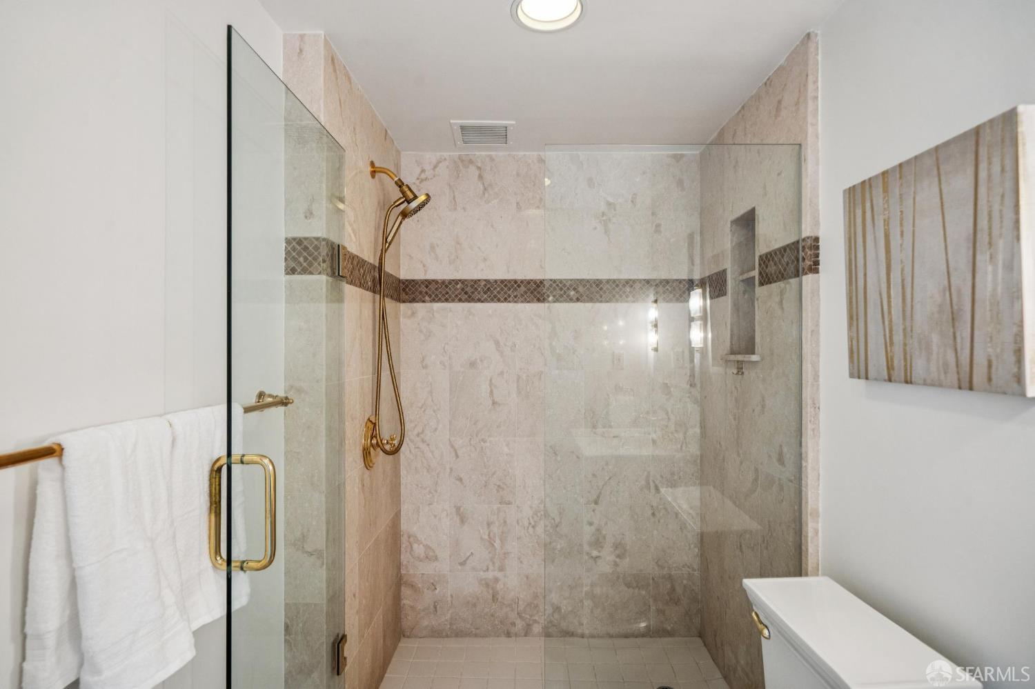 1000 North Point Street # 902