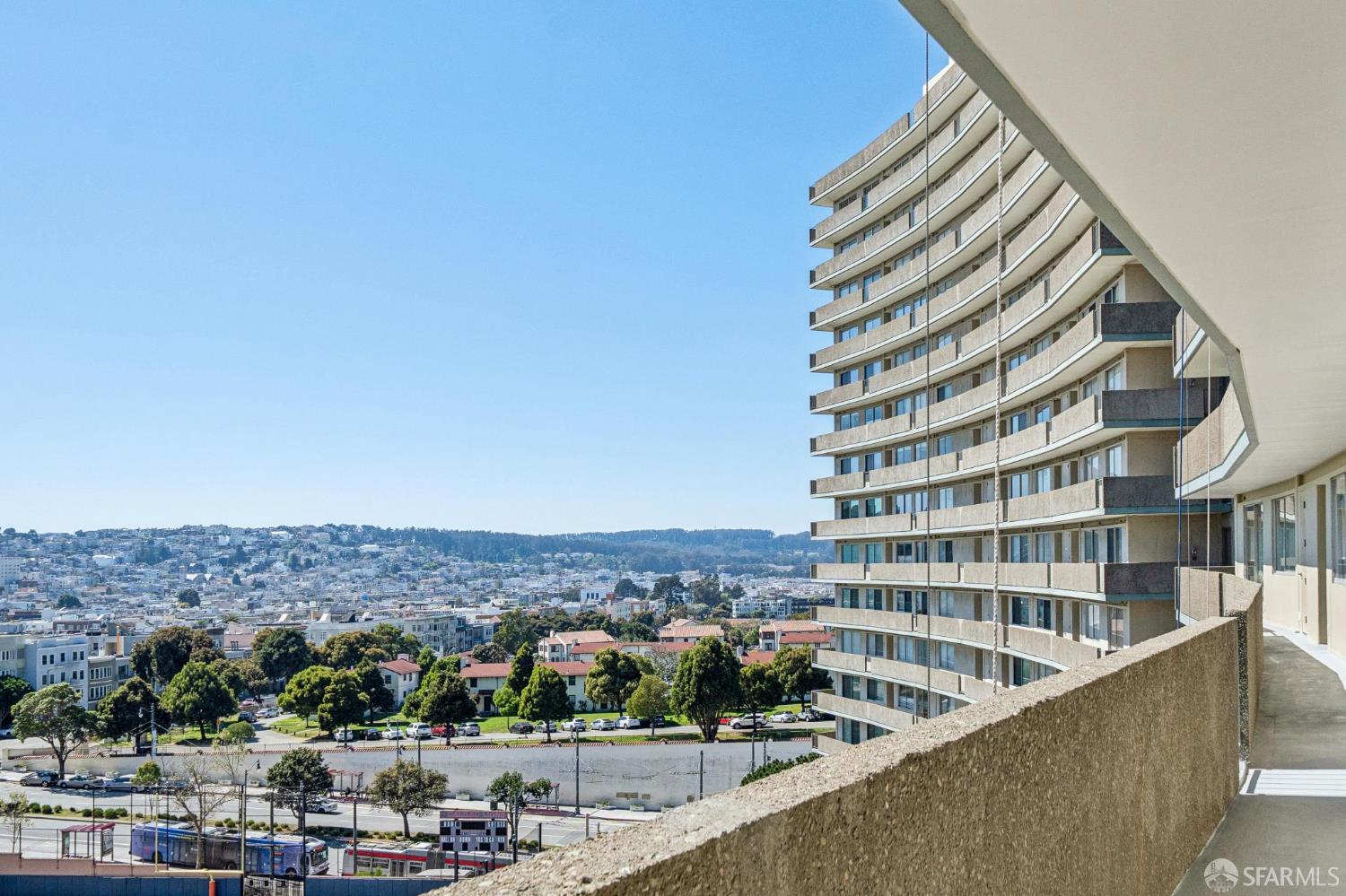 1000 North Point Street # 902