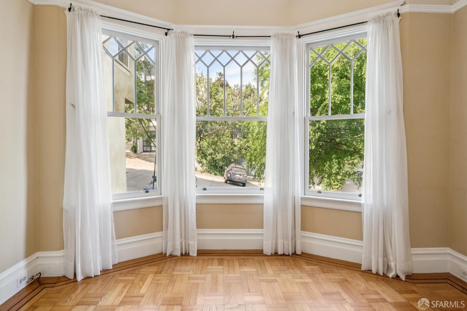 363-365 Texas Street