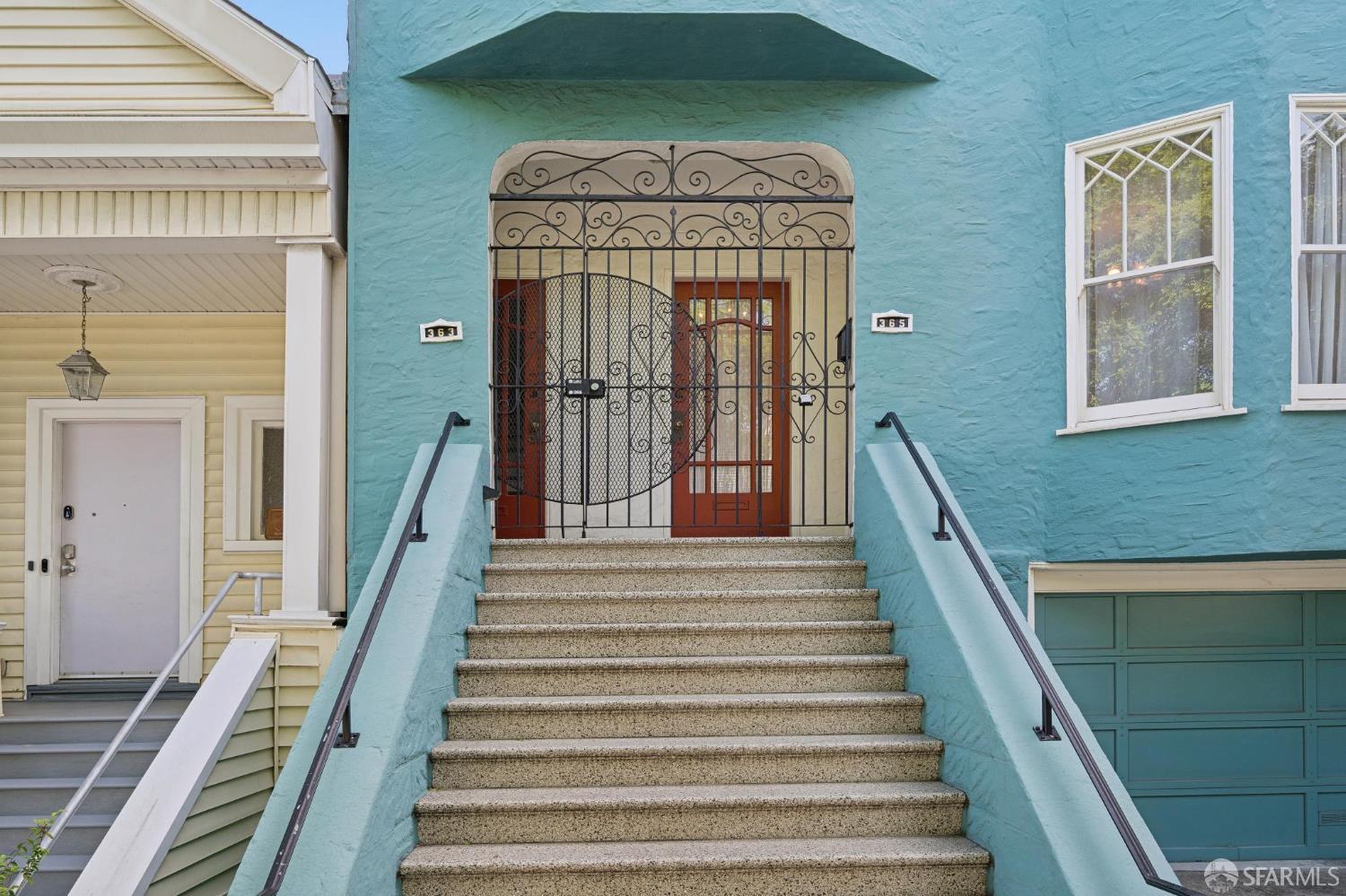 363-365 Texas Street