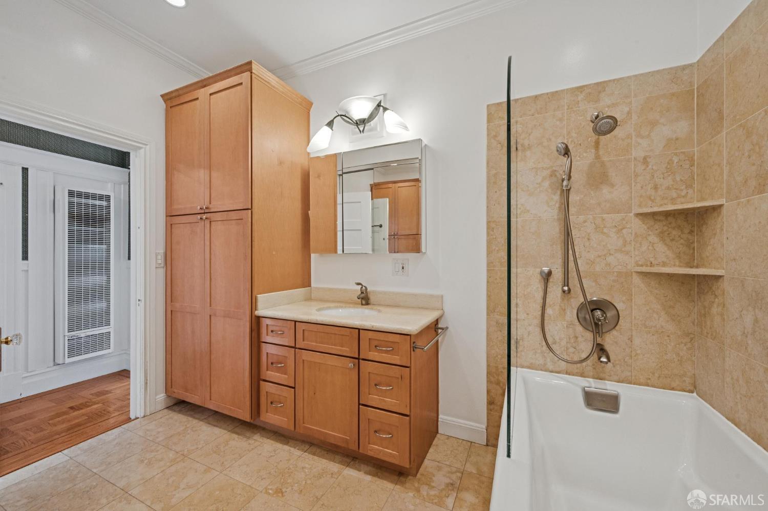 363-365 Texas Street