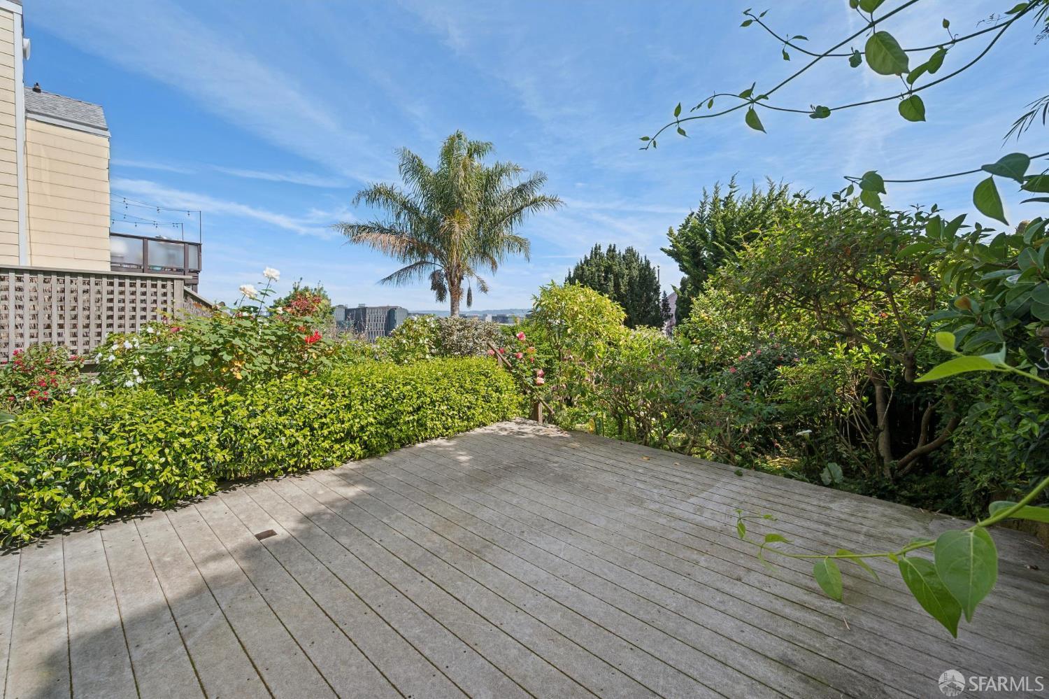 363-365 Texas Street