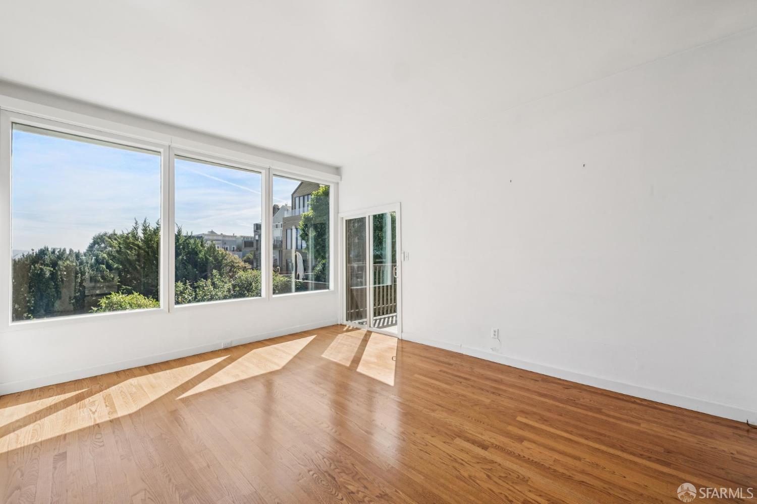 363-365 Texas Street