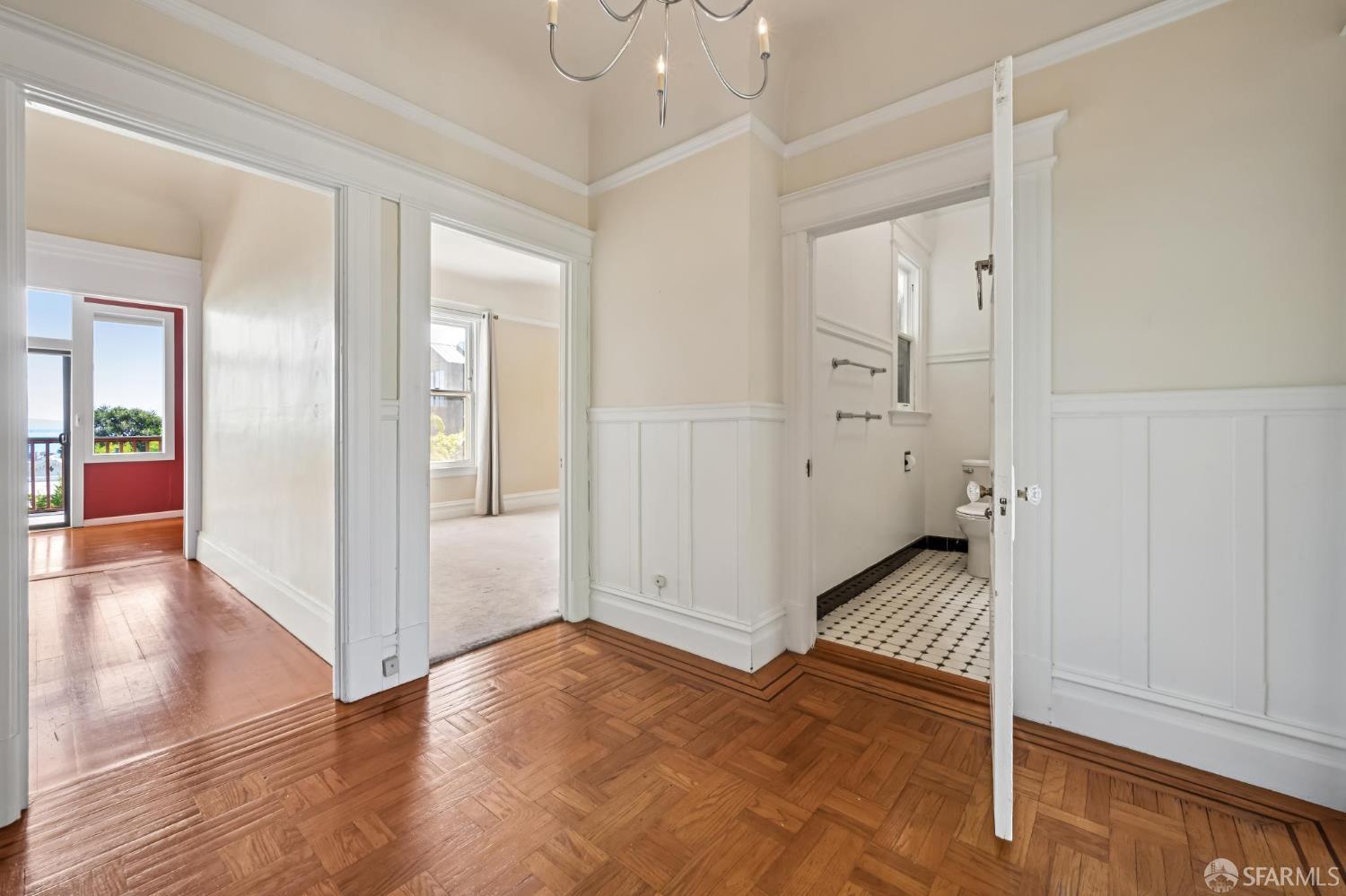 363-365 Texas Street