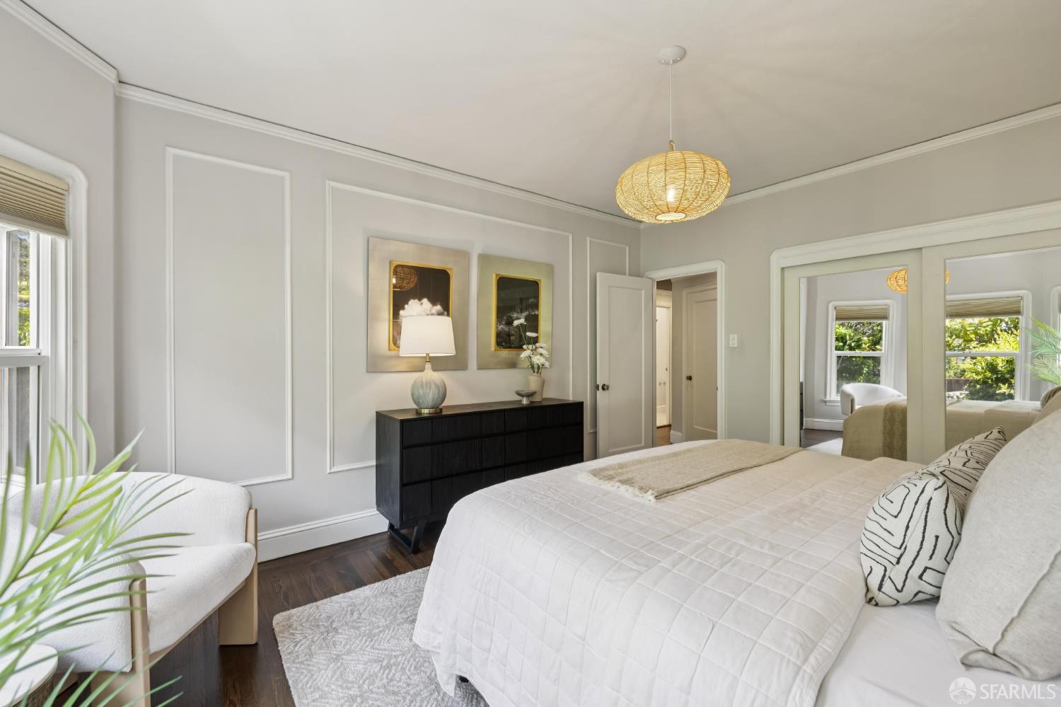 3319 Divisadero Street