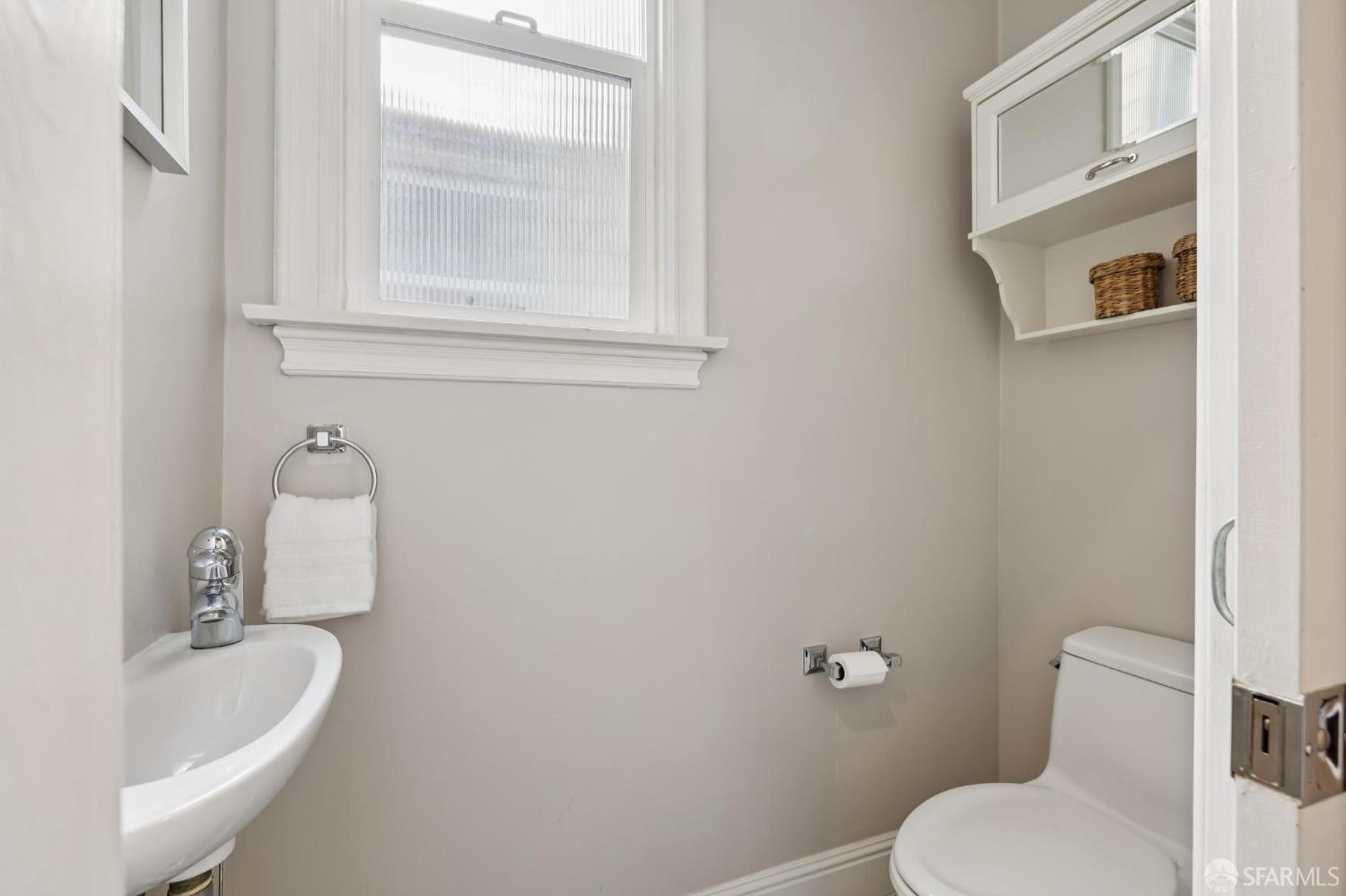 3319 Divisadero Street