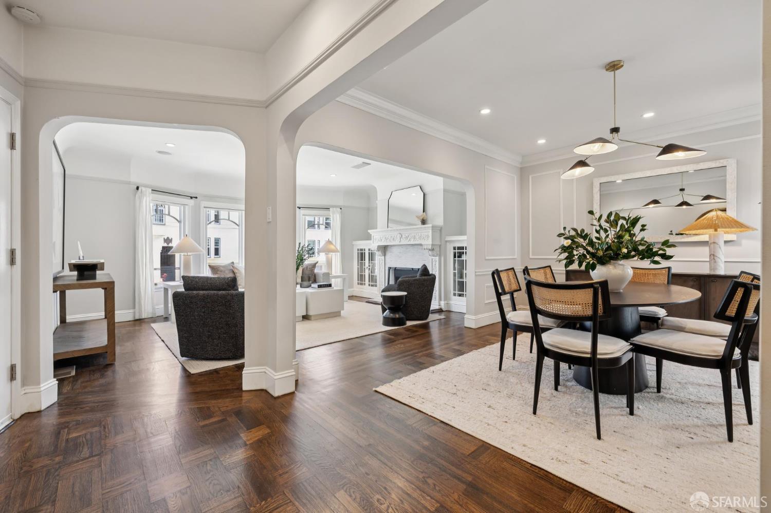 3319 Divisadero Street