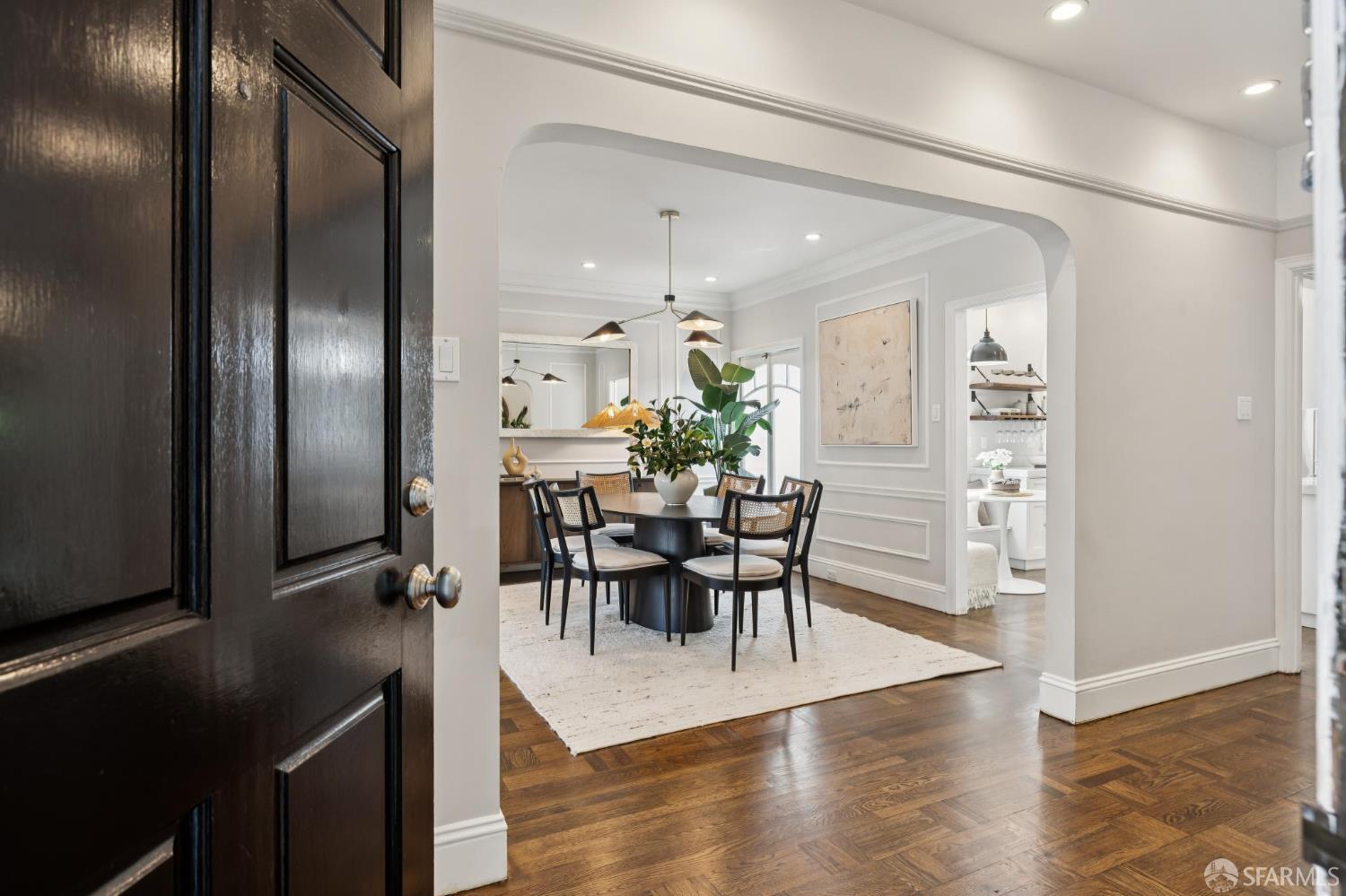 3319 Divisadero Street