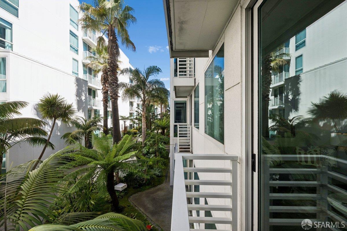 555 4th Street # 516